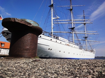 Gorch-Fock in Stralsund am Hafen